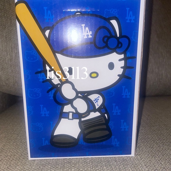 Hello Kitty Dodgers Bobblehead 🎀 - Picture 5 of 7